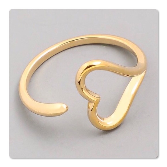 Pretty Girl Swag Jewelry Jewelry - Fashionable Open Heart Gold Ring Pretty Girl Swag Jewelry Jewelry - Fashionable Open Heart Gold Ring